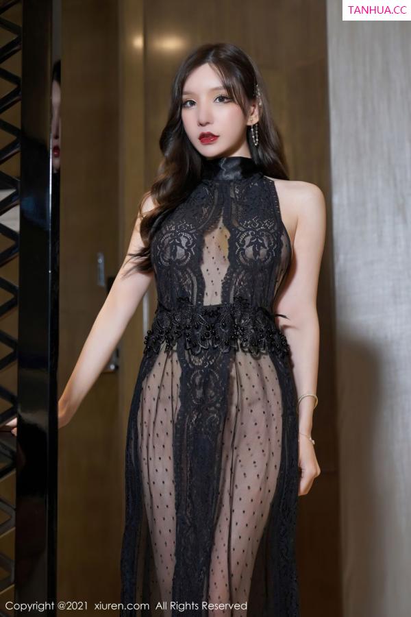 周于希dummy  魅惑女神周于希 黑色的镂空服饰第9张图片